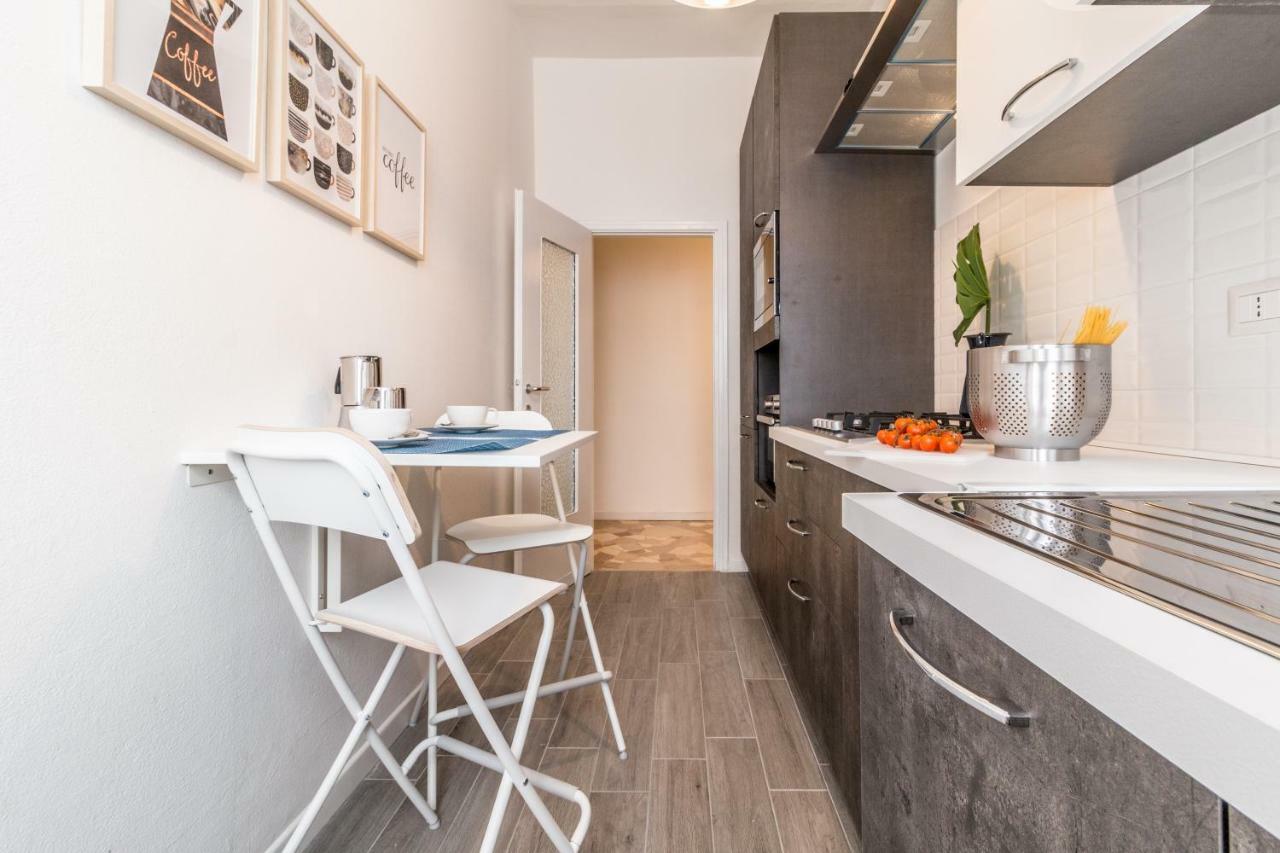 Joivy Modern 1-Bed Flat With Balcony In Portello Mediolan Zewnętrze zdjęcie